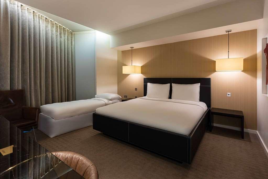 Radisson Blu Hotel, Canary Wharf East Hotel 4*